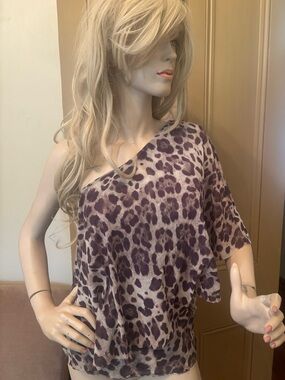 Cache Mauve Leopard One-Shoulder Tunic